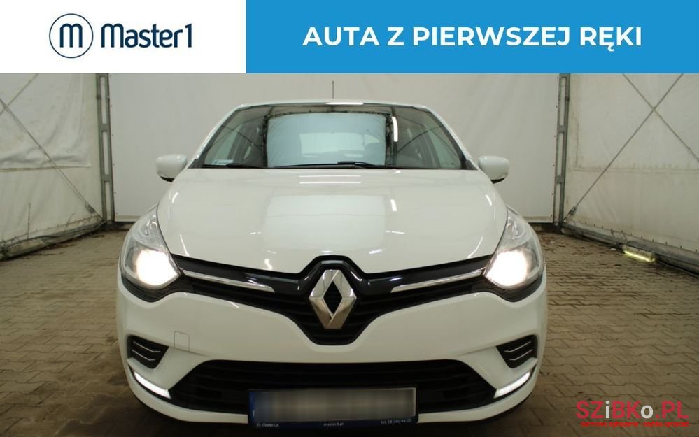 2019' Renault Clio photo #2