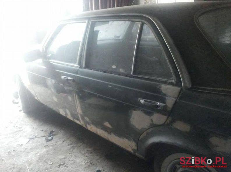 1978' Mercedes-Benz W123 photo #6