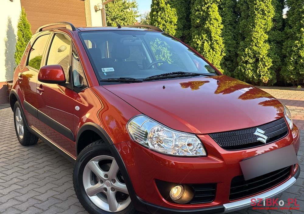 2008' Suzuki SX4 photo #1