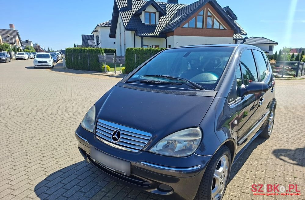 2002' Mercedes-Benz A-Class photo #1