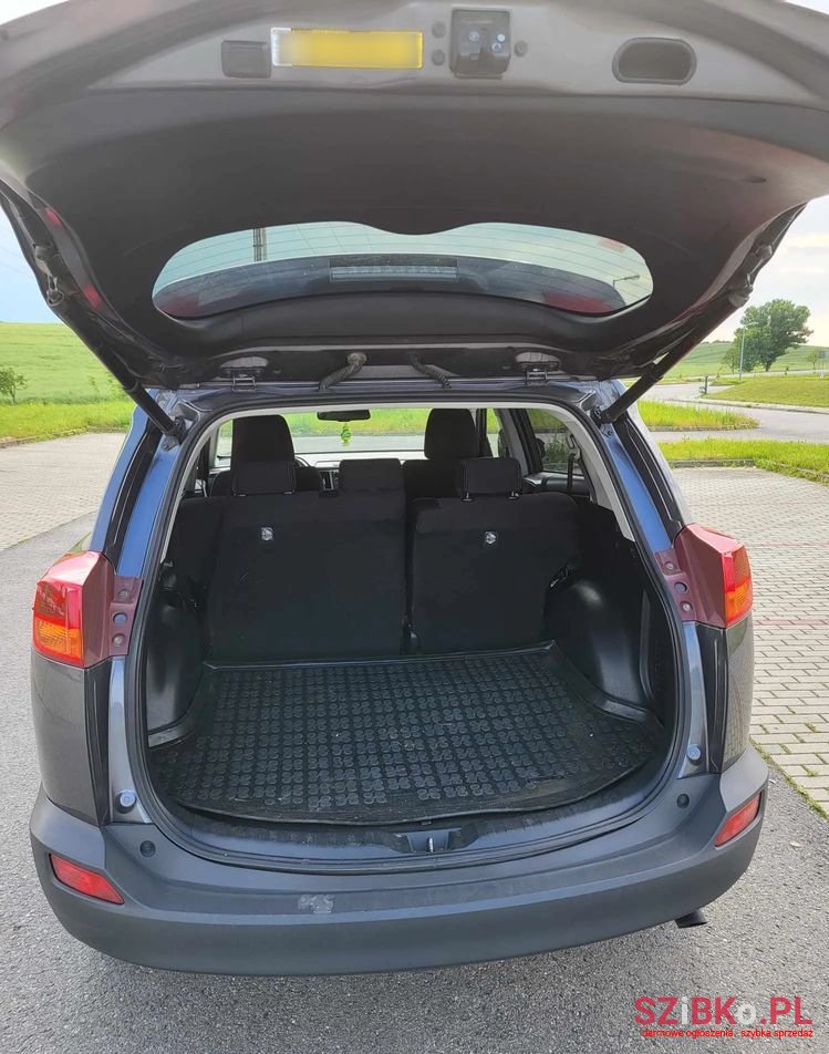 2013' Toyota RAV4 2.0 D-4D Active photo #6