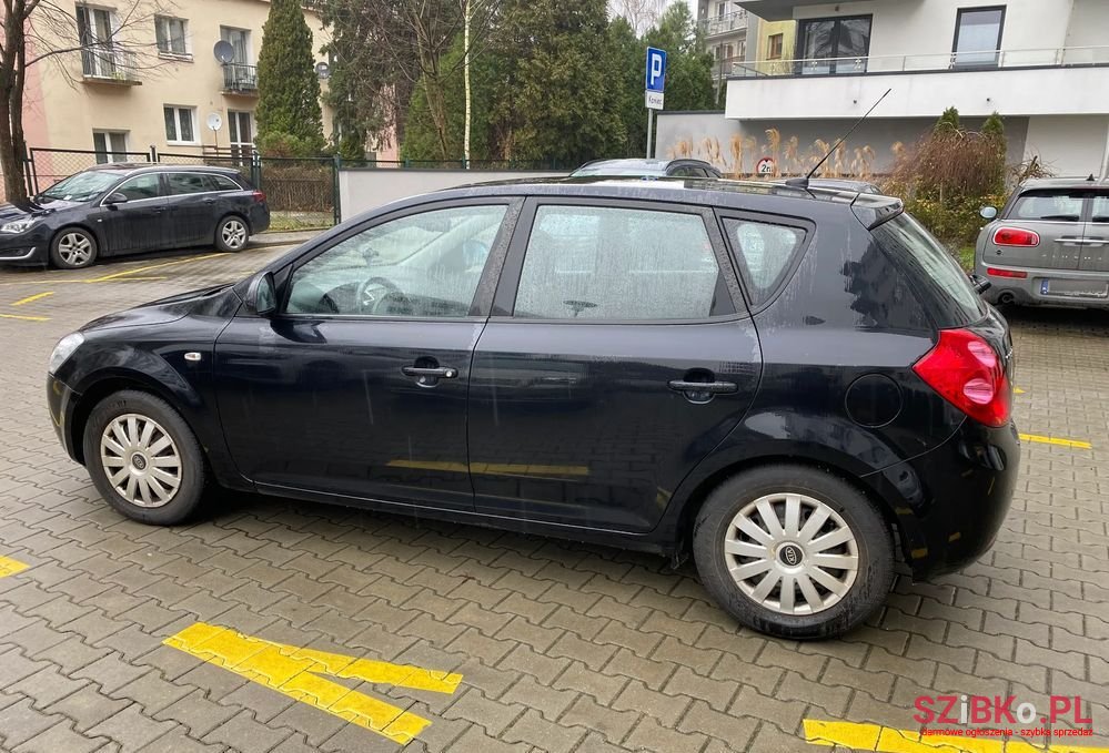 2008' Kia Ceed photo #5