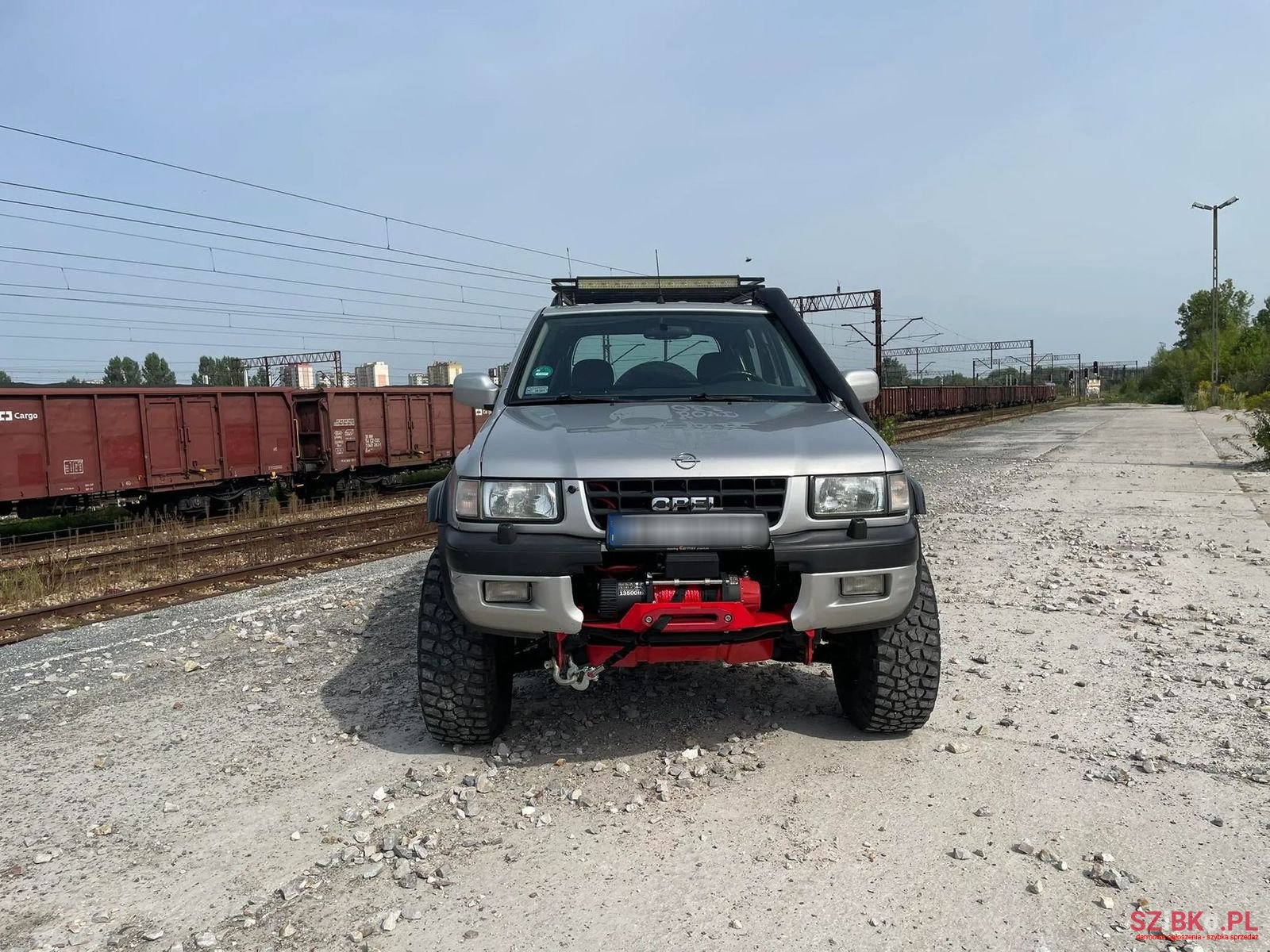 2001' Opel Frontera photo #2