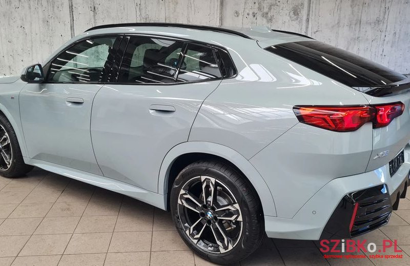 2024' BMW X2 M Sport photo #2