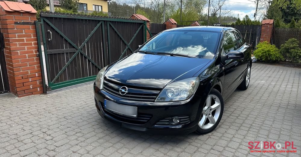 2005' Opel Astra photo #2