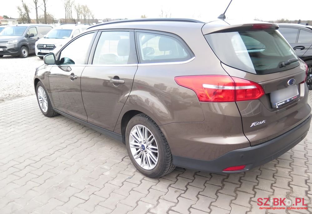 2017' Ford Focus photo #5