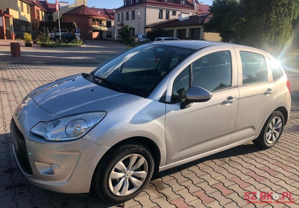 2010' Citroen C3 photo #3