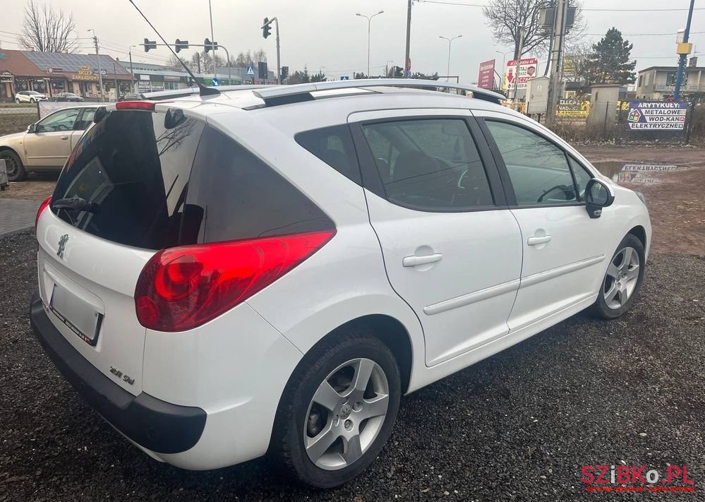 2011' Peugeot 207 1.6 Premium photo #5