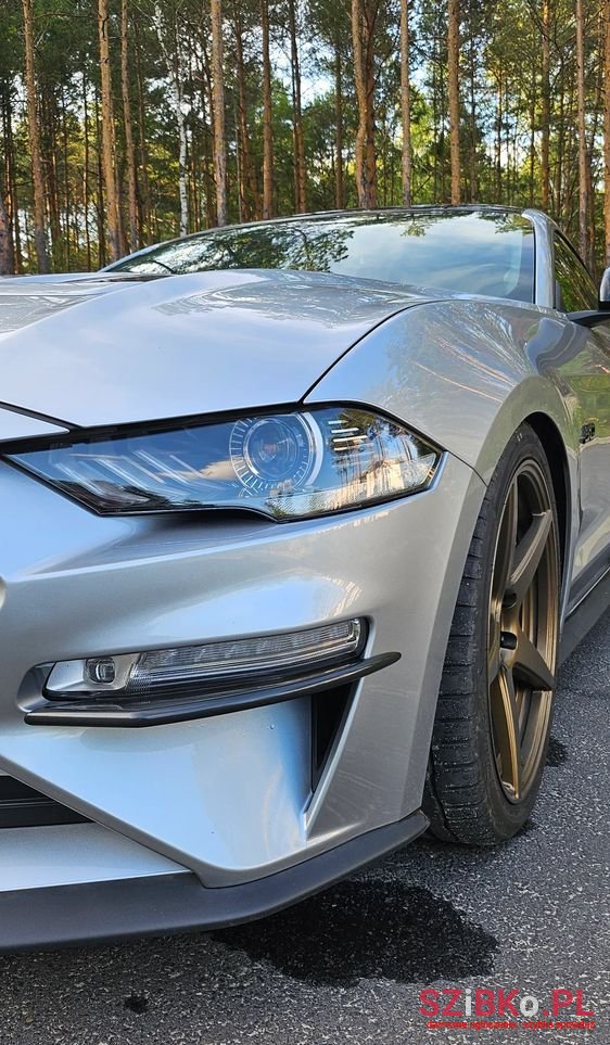 2019' Ford Mustang 5.0 V8 Gt photo #2