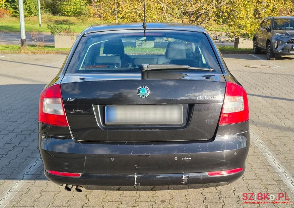 2011' Skoda Octavia 1.8 Tsi Ambition photo #4