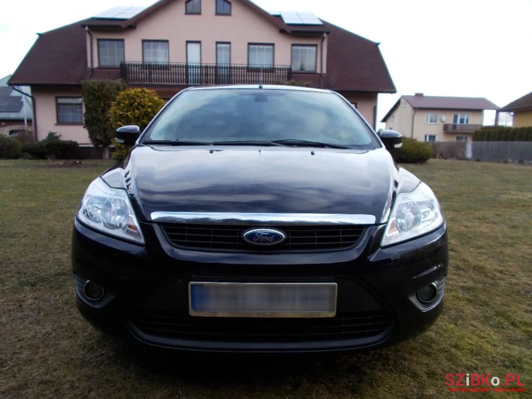 2010' Ford Focus photo #1