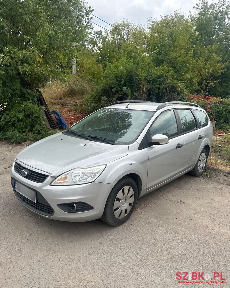 2010' Ford Focus photo #1