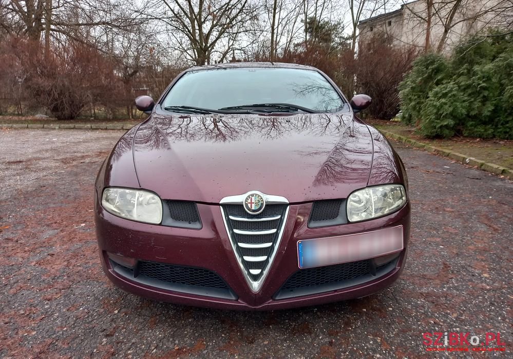 2005' Alfa Romeo GT photo #6