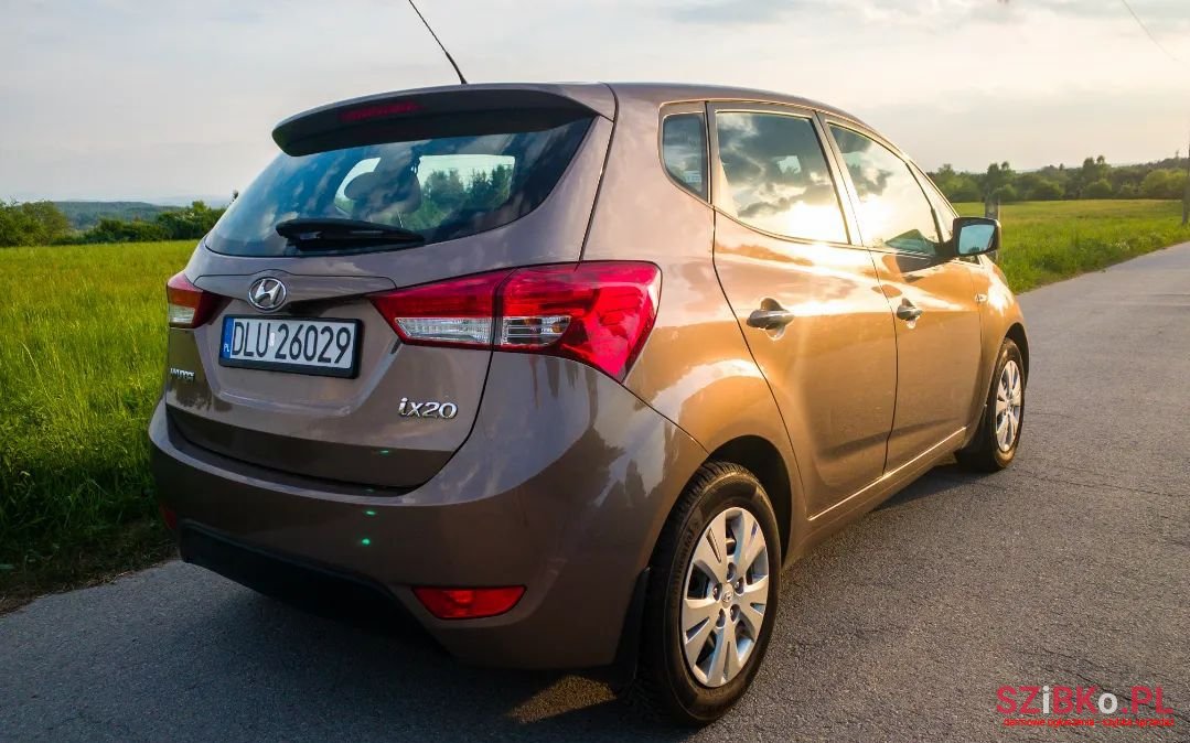 2012' Hyundai Ix20 photo #2