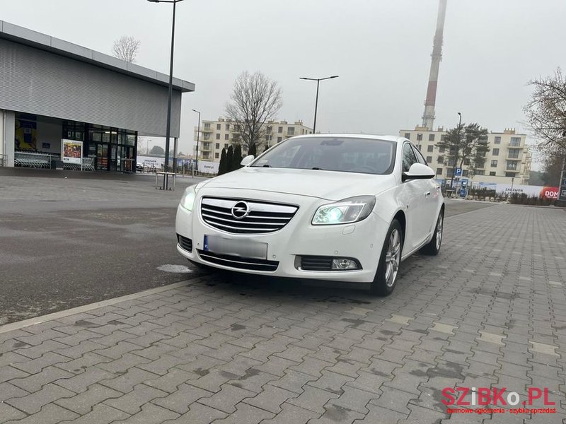 2012' Opel Insignia 2.0 T Cosmo photo #3