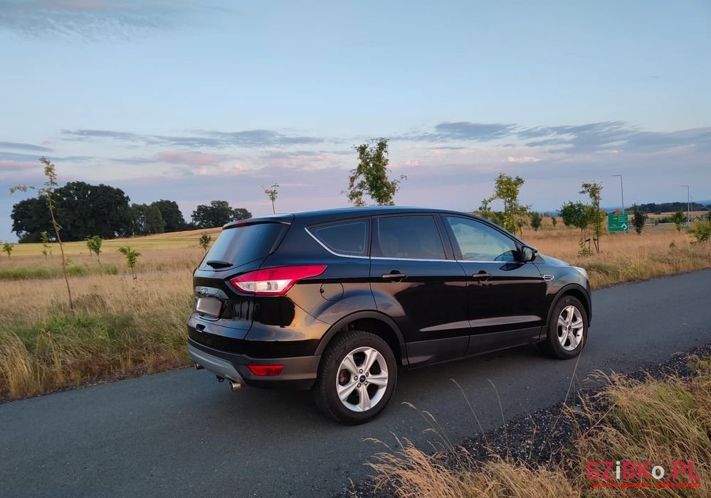2015' Ford Kuga photo #4