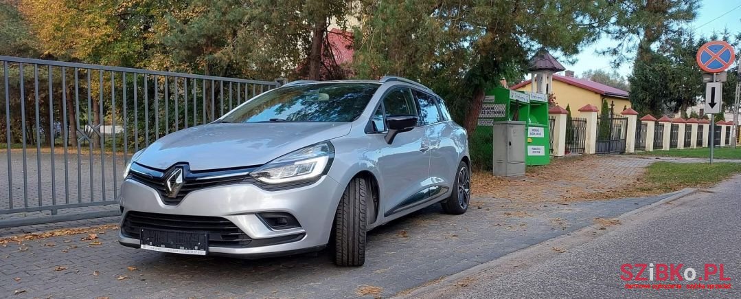 2017' Renault Clio photo #2