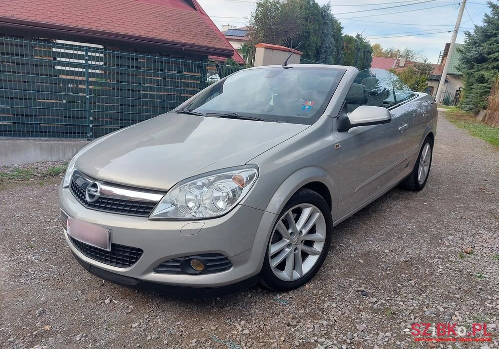 2007' Opel Astra Cosmo photo #1