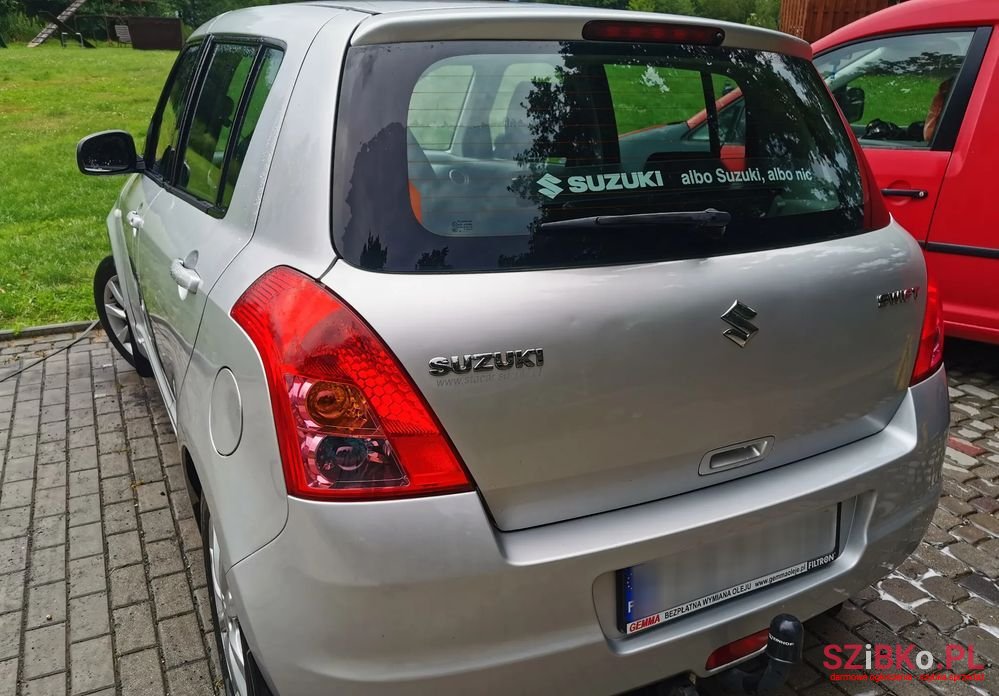 2008' Suzuki Swift 1.3 Club photo #4