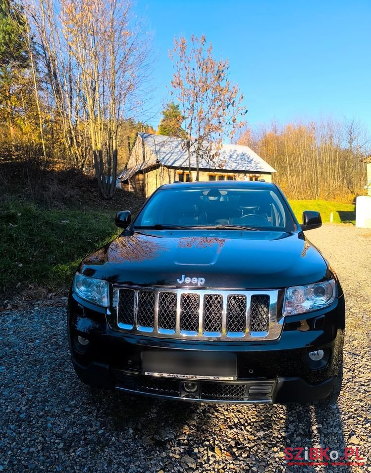 2012' Jeep Grand Cherokee photo #2