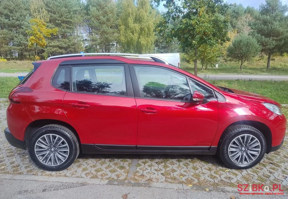 2016' Peugeot 2008 Puretech photo #3