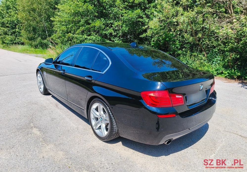 2011' BMW 5 Series 535I Xdrive photo #5