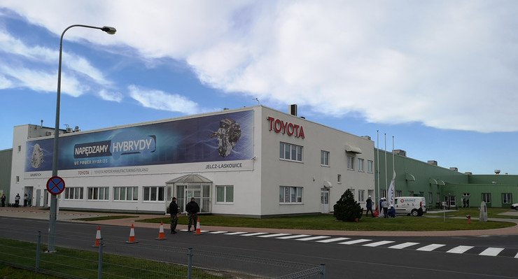 Toyota polonizuje hybrydy - rusza produkcja w Polsce