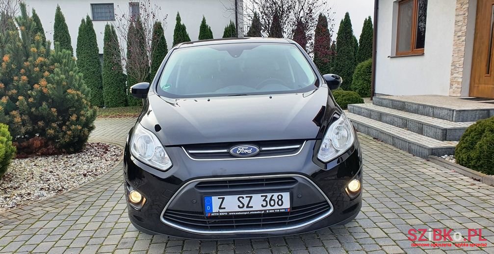 2013' Ford C-MAX photo #3