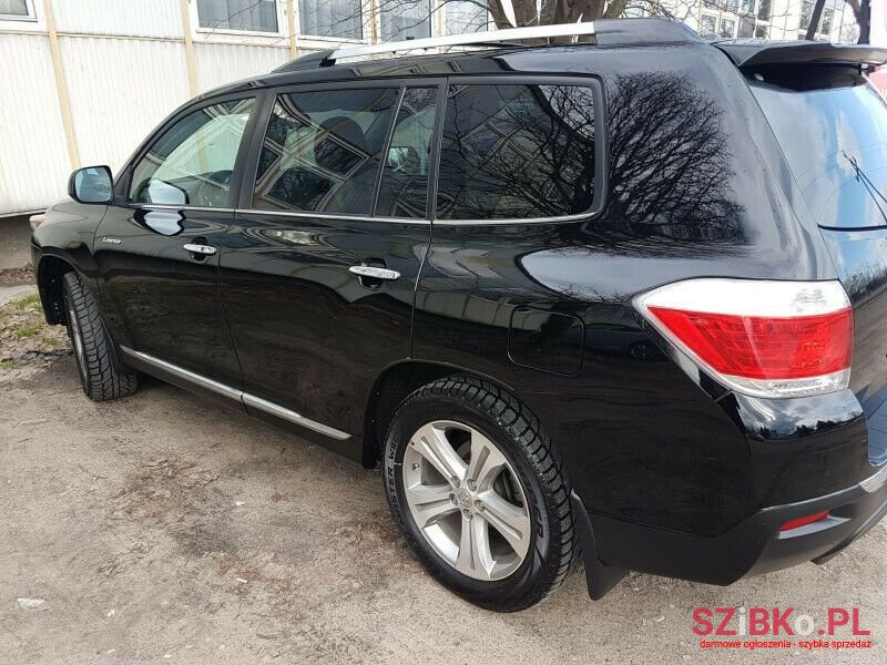 2013' Toyota Highlander photo #1