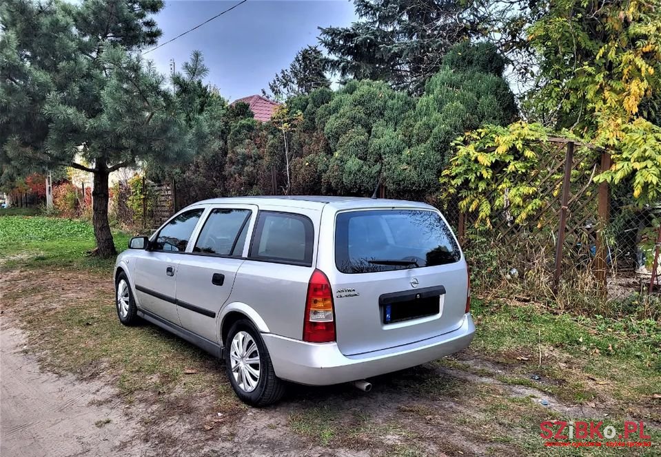 2004' Opel Astra photo #3