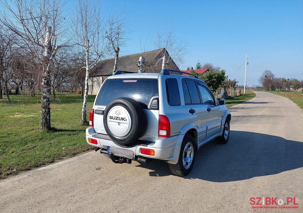 2004' Suzuki Grand Vitara photo #4