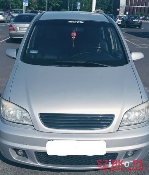 2002' Opel Zafira photo #1