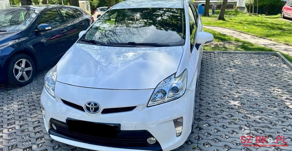 2013' Toyota Prius photo #2