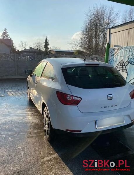 2012' SEAT Ibiza photo #5