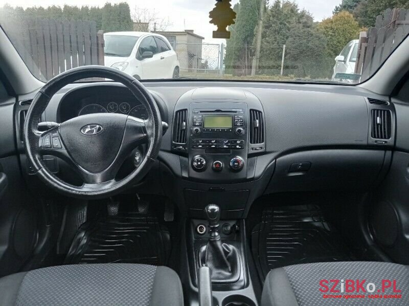 2009' Hyundai i30 photo #6