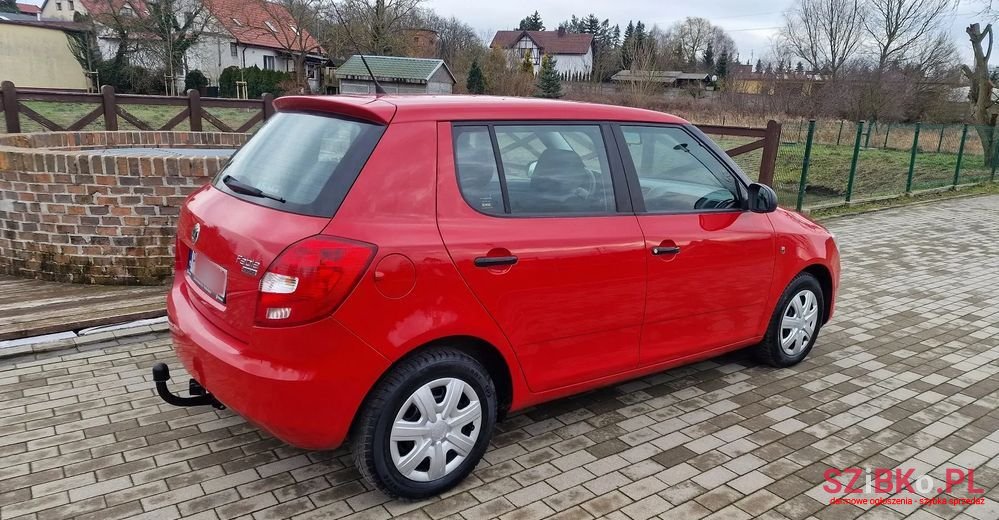 2010' Skoda Fabia 1.2 Tsi Active Plus photo #3
