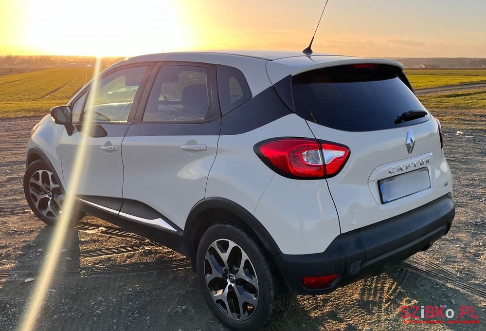 2015' Renault Captur photo #1