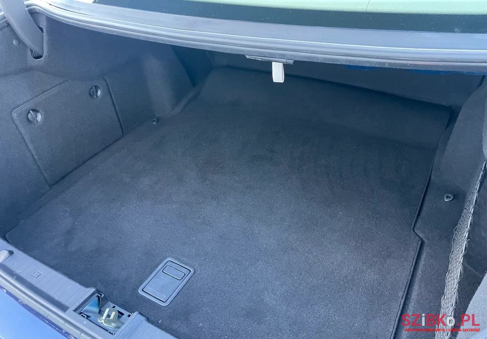 2008' Mercedes-Benz E-Class 350 4-Matic photo #6