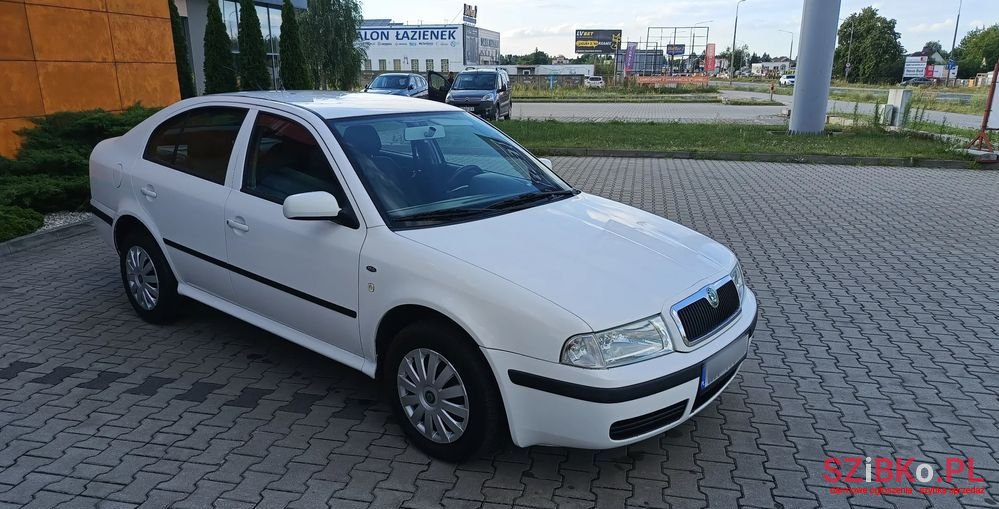 2003' Skoda Octavia photo #1