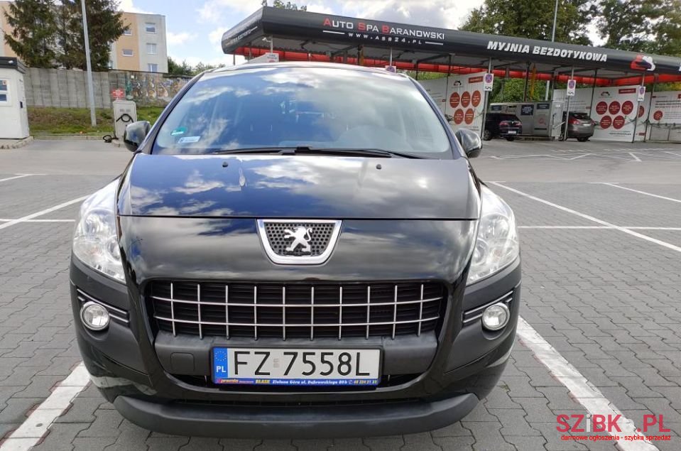 2011' Peugeot 3008 photo #2