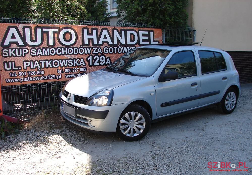 2004' Renault Clio photo #1