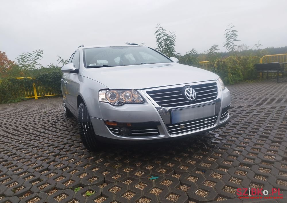 2006' Volkswagen Passat photo #1