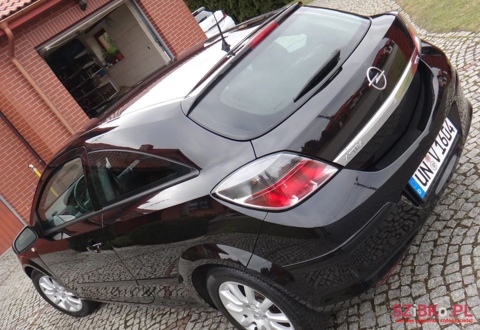 2005' Opel Astra photo #6