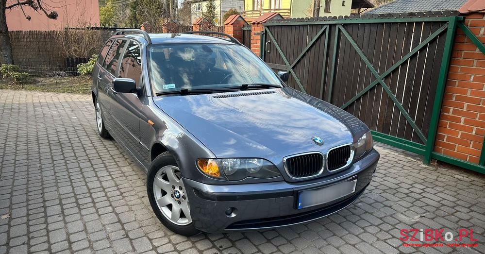 2002' BMW 3 Series photo #4