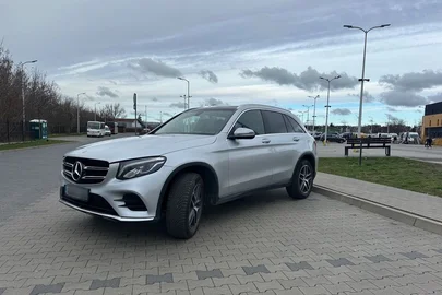 2016' Mercedes-Benz GLC