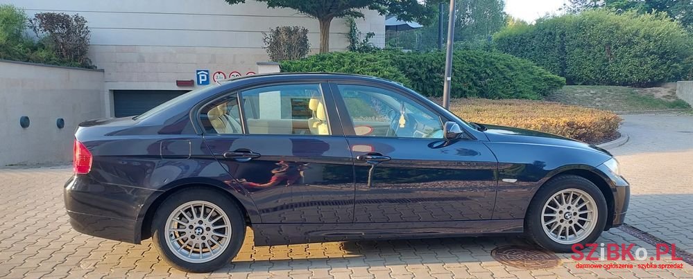 2007' BMW 3 Series 318I photo #6