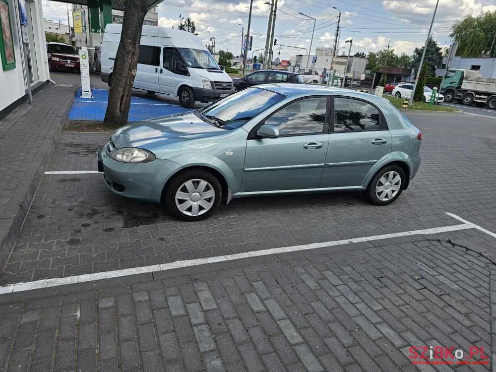 2005' Chevrolet Lacetti photo #1