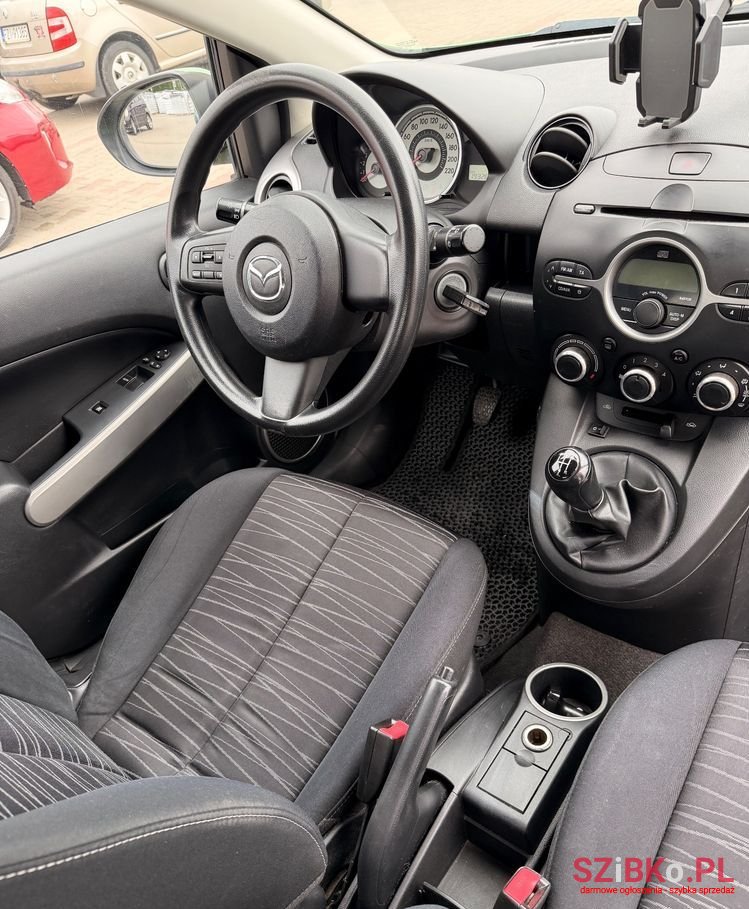 2008' Mazda 2 1.4 Cd Comfort photo #3