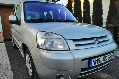 Citroen Berlingo 2018 used to buy in Poland, price of used Citroen Berlingo  2018 in Warsaw