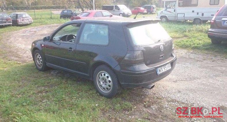 1998' Volkswagen Golf photo #1